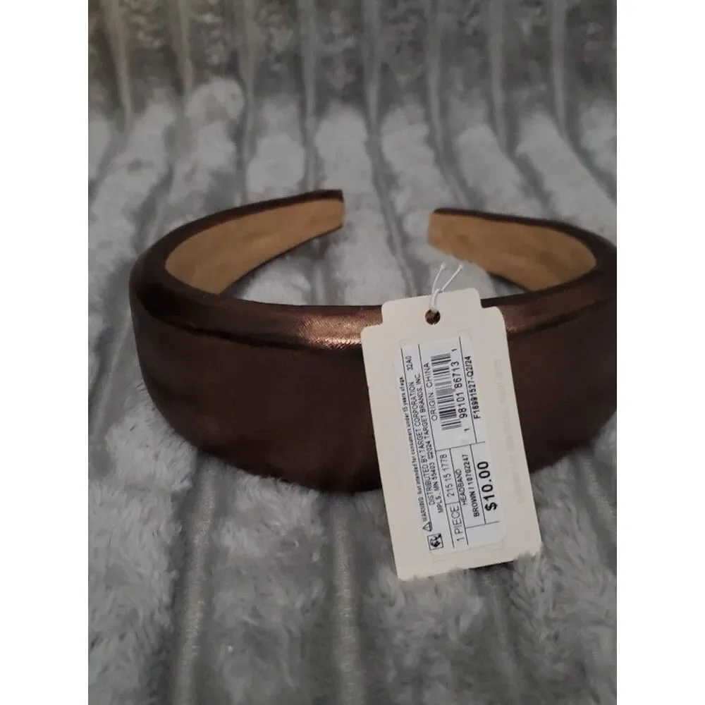 The Unbranded Brand large lot